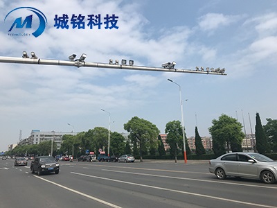 城铭科技助力湘潭卡式电警项目安装调试闪光灯及频闪灯
